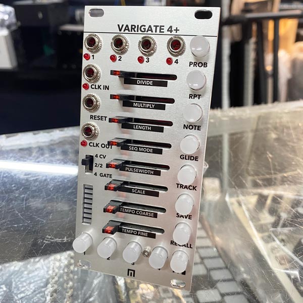 最終値下 Malekko Varigate 4+　モジュラーシンセ 最終値下 Malekko Varigate 4+ モジュラーシンセ