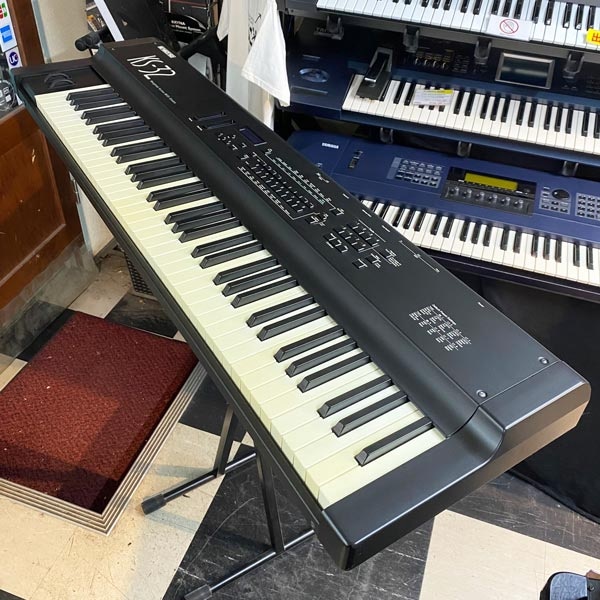 【動作良好】ENSONIQ KS-32 エンソニック シンセサイザー 動作良好】ENSONIQ KS-32 エンソニック シンセサイザー