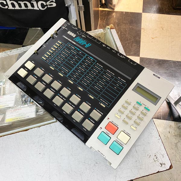 KORG DDD-1 ドラムマシーン KORG DDD-1 + Cheap Linn Drum + Synth fun - YouTube