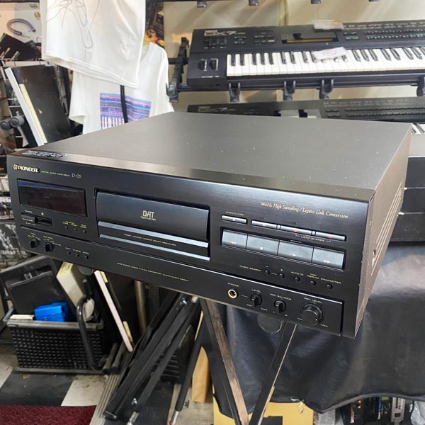 Pioneer D-05 | 中古新入荷商品,USED録音機材・リズムマシン  