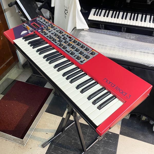 Nord Lead 3 バーチャルアナログシンセサイザー Clavia Nord Lead 3 | Vintage Synth Explorer