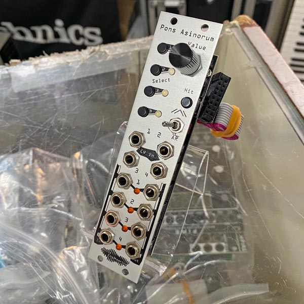 国内未入荷 Major Tom Eurorack シーケンサー 美品 シンセサイザー