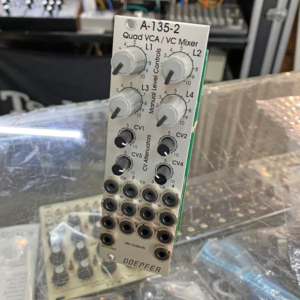 Doepfer | A-135-2 Quad VCA / Voltage Controller Mixer | 新品