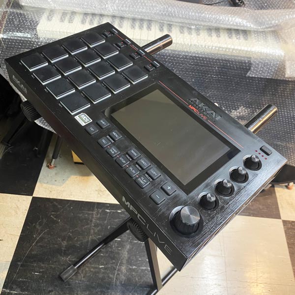 中古 MPC LIVE AKAI MPC Live | 中古新入荷商品,USED録音機材・リズムマシン