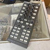 マルAmerican DJ 中古品、簡易作動、点灯のみ確認済み二台セット Amazon.co.jp: DJセット - DJ機材: 楽器・音響機器