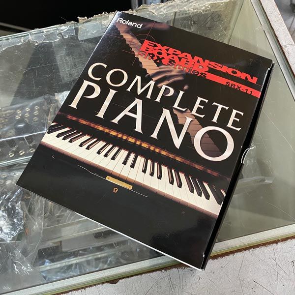 Roland SRX-11 CompletePiano 動作品 中古】Roland SRX-11 Wave
