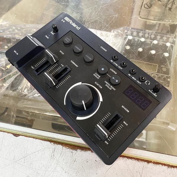 Roland AIRA Compact E-4 新品同様品 Roland 「AIRA Compact」シリーズ3機種が発表！”T-8 / J-6 / E-4