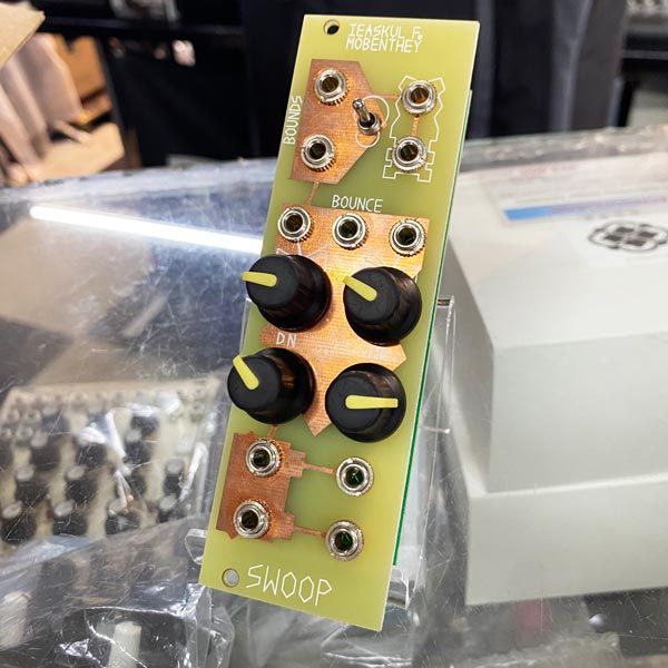 Instruo Eas モジュラーシンセ Ieaskul F. Mobenthey Swoop | 中古新入荷商品,USEDモジュラー