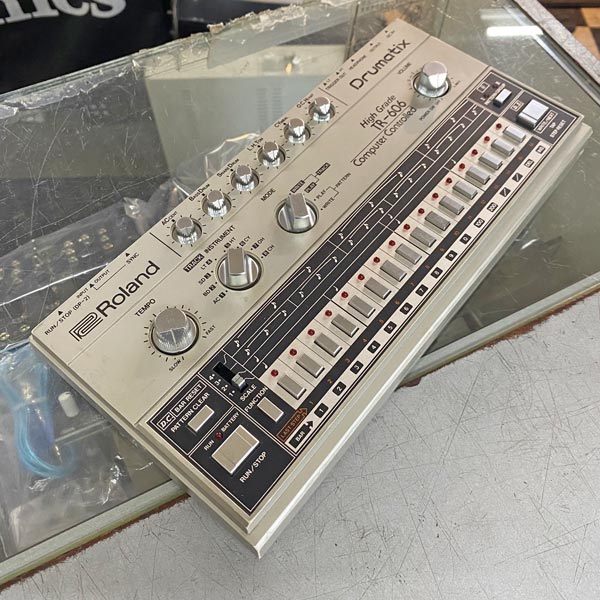 Casio MT-52⭐︎リズムマシン付きシンセサイザー⭐︎希少レア⭐︎ Casio MT-52⭐︎リズムマシン付きシンセサイザー⭐︎希少レア