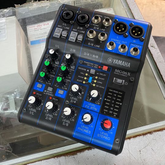 中古】（非常に良い）Roland ローランド マイク ライン ミキサー 18CH