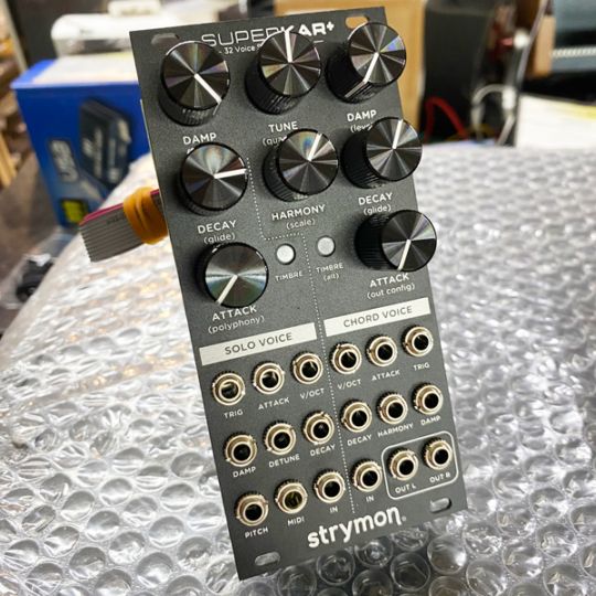 12AU7 ECC82 激レア EI ユーゴスラビア 動作OK 同一ロット 12AU7/ECC82 東芝 通測用Hi-S ヴィンテージ管 約400本 大量