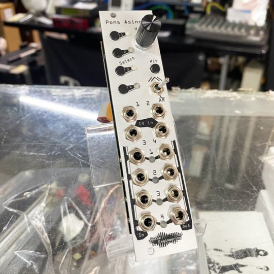 ビンテージシンセ・キーボード・DJ機材・録音機材の販売＆買取は