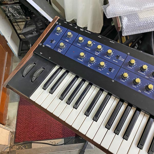 KORG Polysix アナログシンセサイザー　中古美品 KORG Polysix | 中古新入荷商品 | | えちごやミュージック