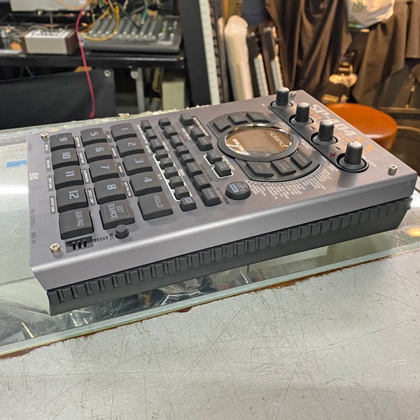 ROLAND /SP-404SX 中古品！ ROLAND SP-404SX | 中古新入荷商品 | | えちごやミュージック
