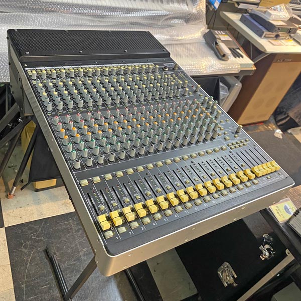 Mackie Onyx 1640i | 中古新入荷商品 | | えちごやミュージック
