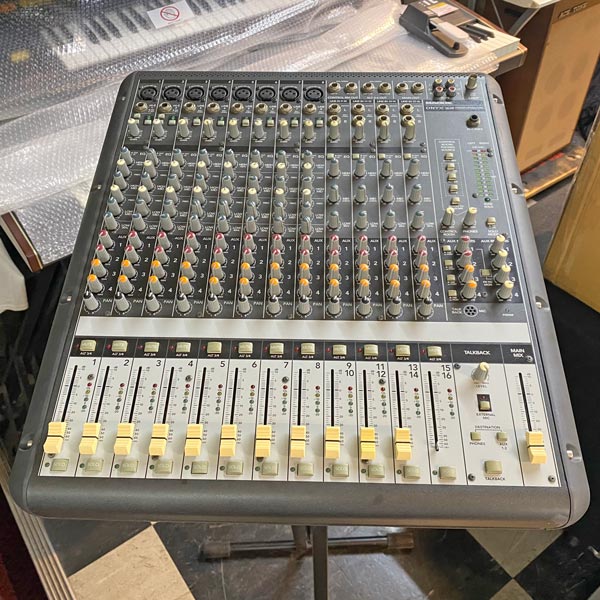 Mackie Onyx 1620 | 中古新入荷商品 | | えちごやミュージック