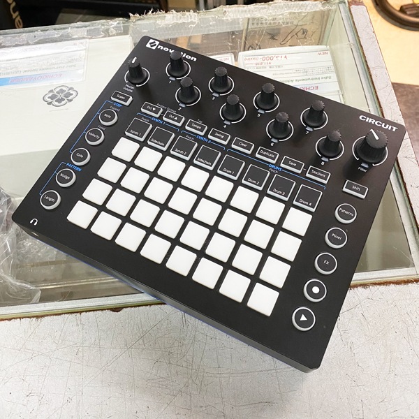 NOVATION Circuit | すべての商品 | | えちごやミュージック