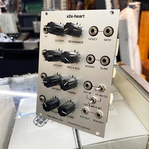Gizmox x0x-heart モジュラーシンセ tb-303 Gizmox x0x-heart