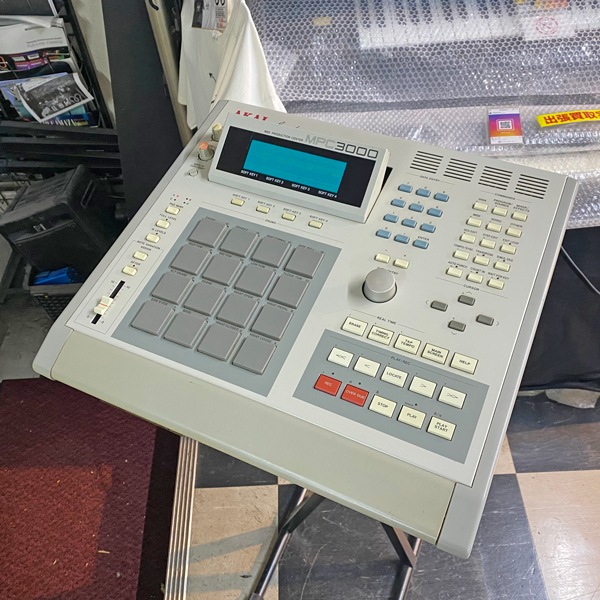 AKAI MPC3000 | 中古新入荷商品 | | えちごやミュージック