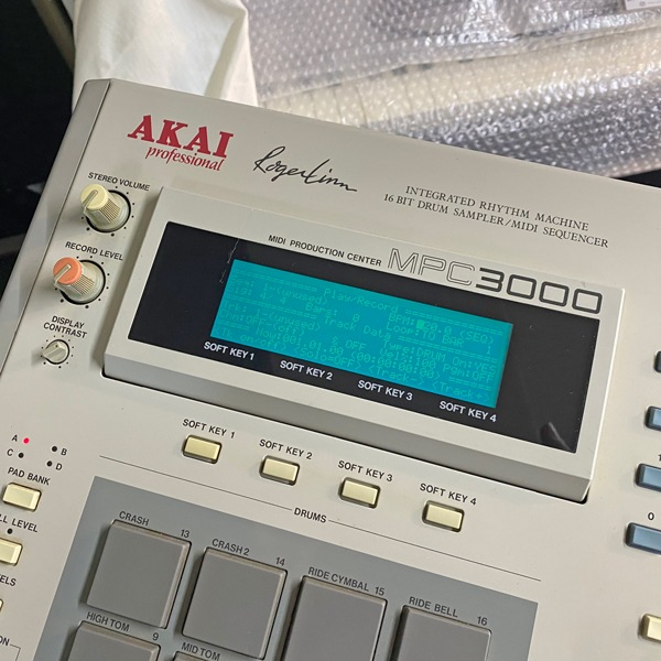 AKAI MPC3000 | 中古新入荷商品 | | えちごやミュージック