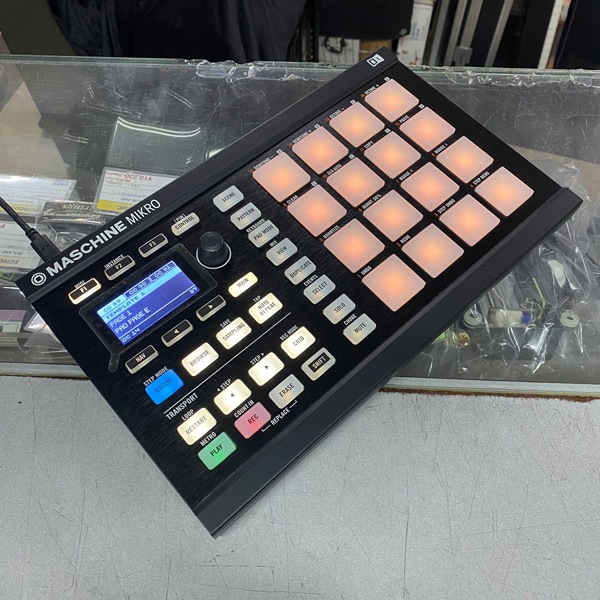Native Instruments MASCHINE MIKRO MK2 | 中古新入荷商品