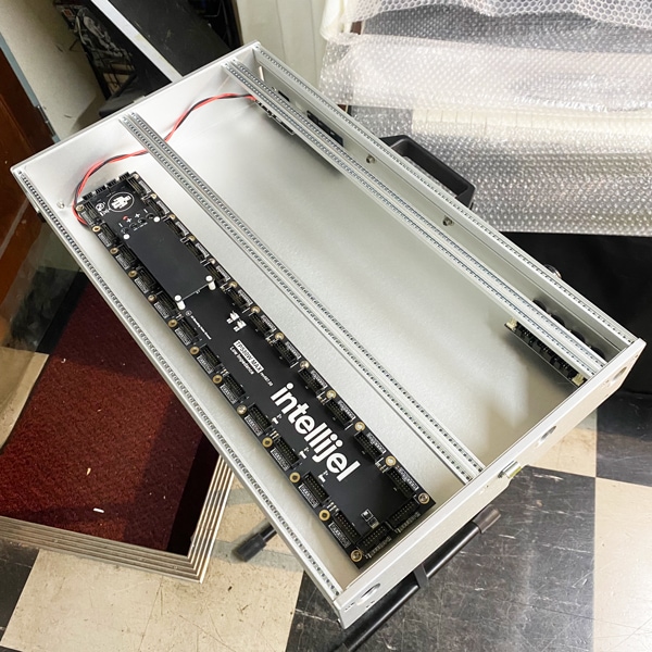 [ほぼ新品] Intellijel VCA 1U ブラック モジュラーシンセ 1_000000021764.jpg?1789289862