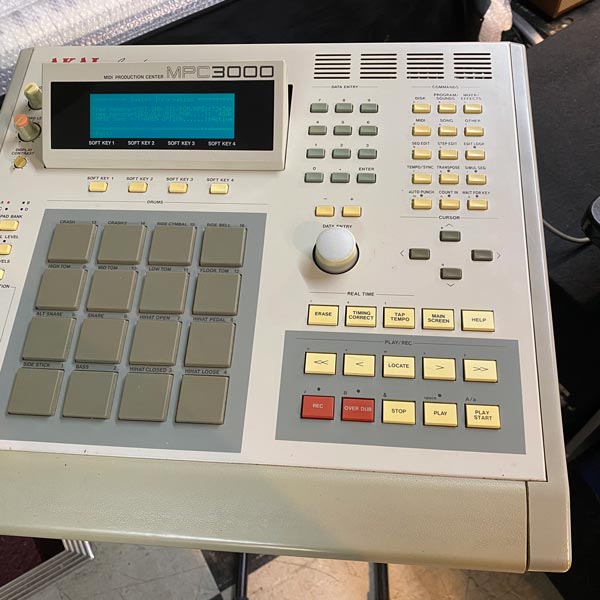 AKAI MPC3000 | 中古新入荷商品 | | えちごやミュージック