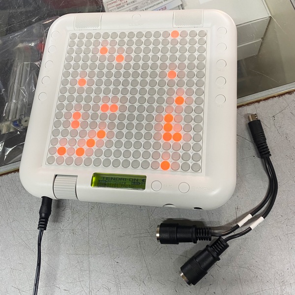 YAMAHA TENORI-ON TNR-O | 中古新入荷商品 | | えちごやミュージック YAMAHA TENORI-ON TNR-O | 中古新入荷商品 | | えちごやミュージック