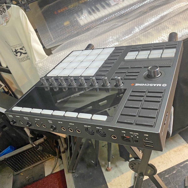 Native Instruments MASCHINE+ (PLUS) | 中古新入荷商品 | | えちごや
