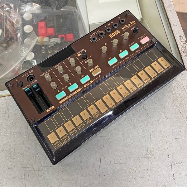 KORG volca fm 動作確認済 ケーブル付 傷あり KORG VOLCA-FM2 | 中古新入荷商品 | | えちごやミュージック