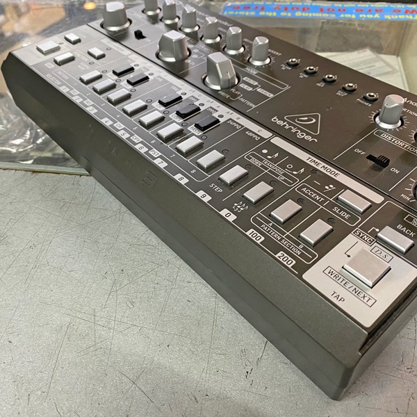 BEHRINGER TD-3-BK | 中古新入荷商品 | | えちごやミュージック