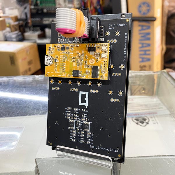 Qu-bit Electronix Data Bender | 中古新入荷商品 | | えちごや