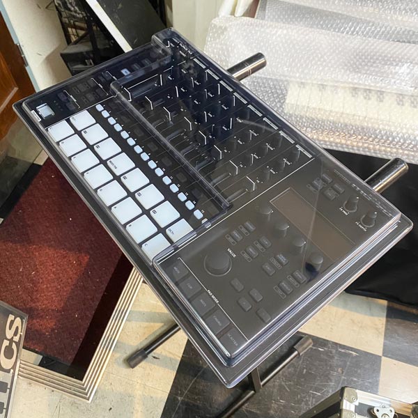 ROLAND MC-707 GROOVEBOX | 中古新入荷商品 | | えちごやミュージック