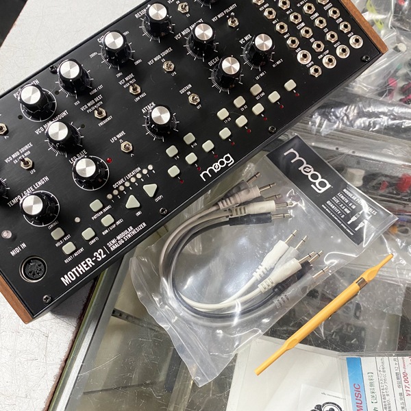 MOOG MOTHER-32 | 中古新入荷商品 | | えちごやミュージック