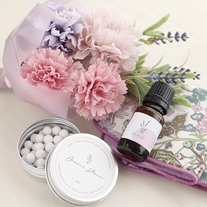ブーケ ＆ アロマオイル・ストーンset ミニハンドタオル付 ラベンダー