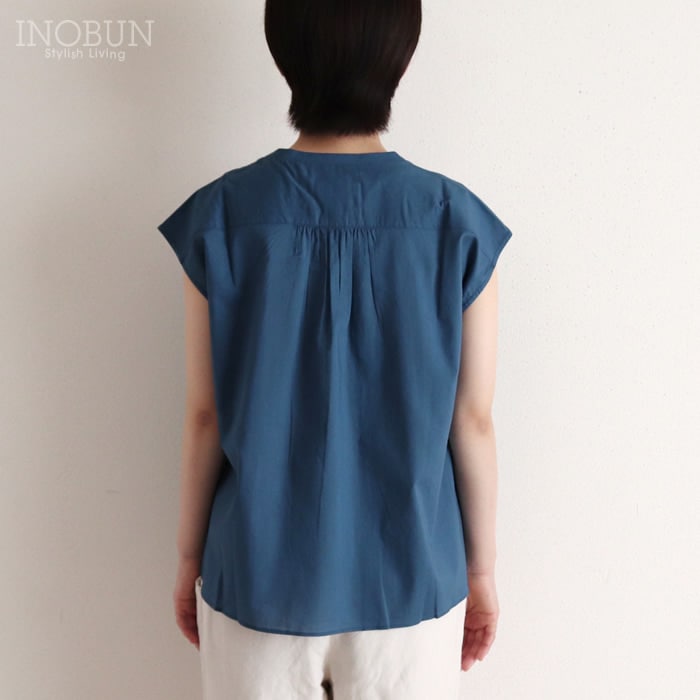 再入荷予定なし】Parkes リバティくるみ釦 フレンチスリーブブラウス