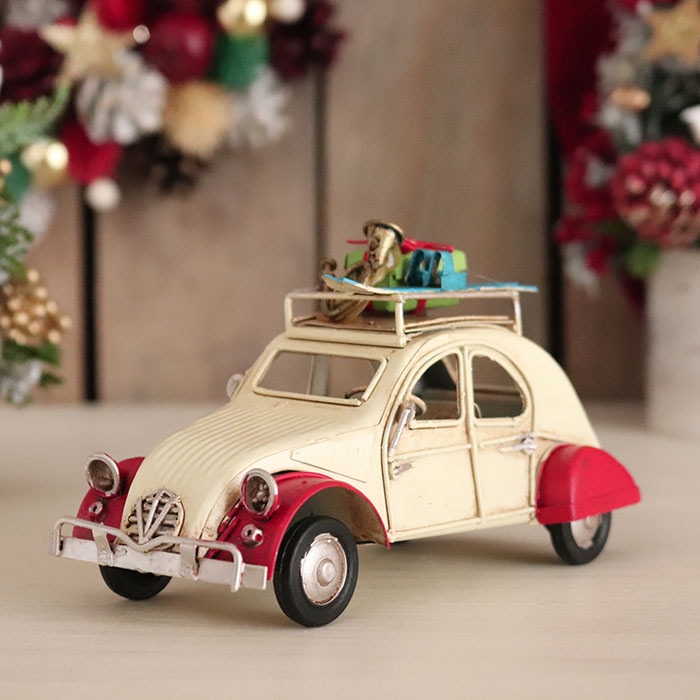 ティンクリスマスカー ビンテージカー&プレゼント ホワイトxレッド