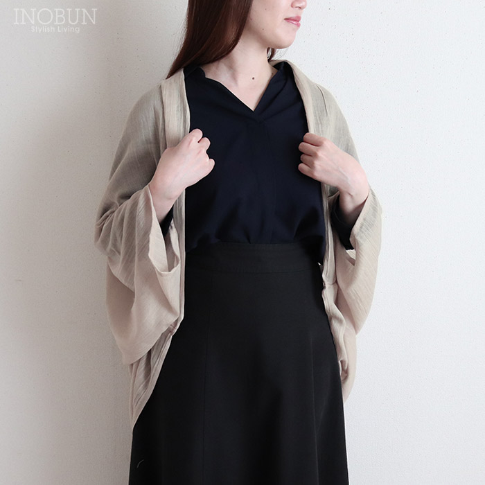 在庫限り終了】キャリングボレロ ベージュ 巾着付き ストール 羽織り