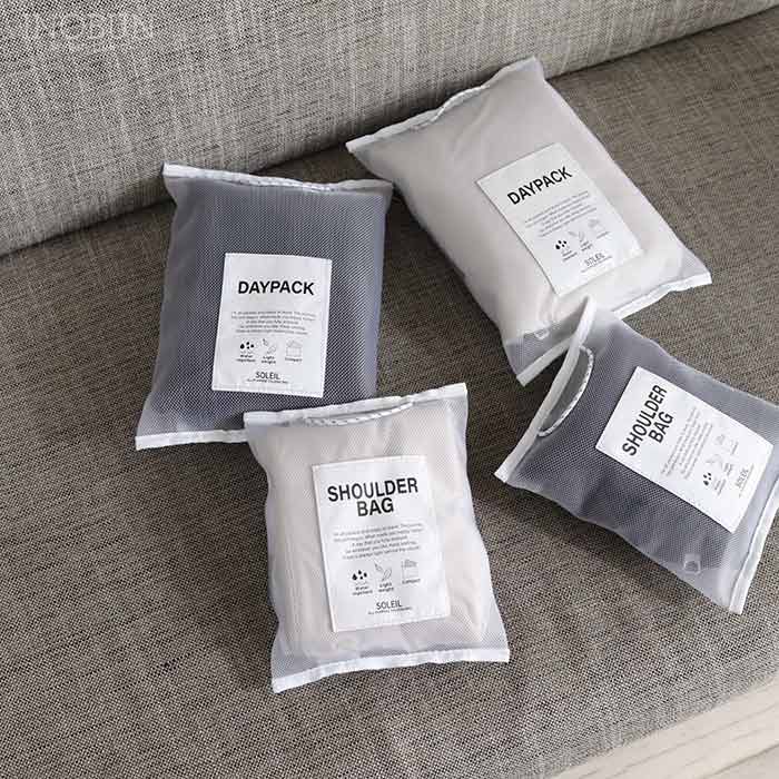 ウィークエンドショルダー ブラック SOLEIL ショルダーバッグ 撥水