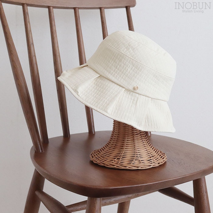 チャーム付きフリルハット 帽子 アイボリー バケットハット