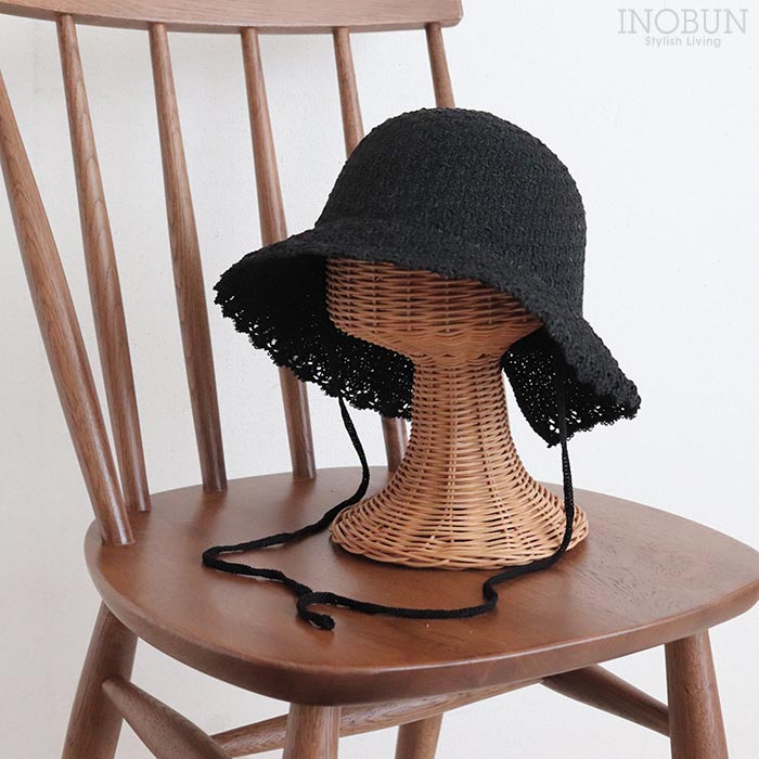 編み後ろ割れひも付きハット 帽子 ブラック バケットハット 紐付き