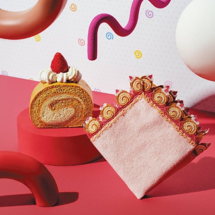 ★新品激レア近沢レースパフュームピンク 販売開始前】近沢レース店 ロールケーキ パウダーイエロー 12月