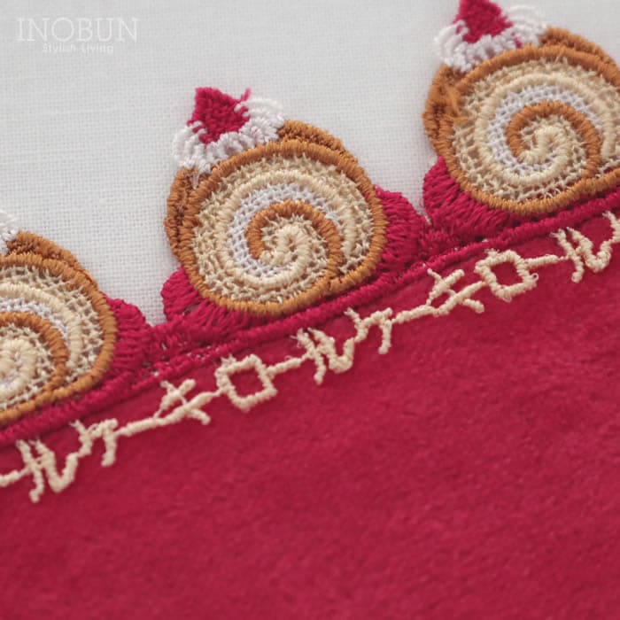 近沢レース店 ロールケーキ レッド 12月 シーズンタオルハンカチ