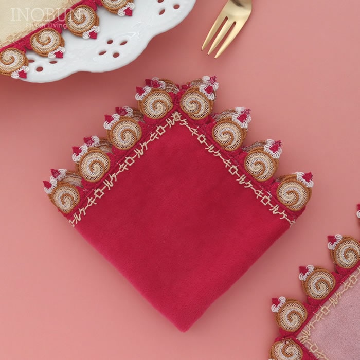 販売開始前】近沢レース店 ロールケーキ レッド 12月 シーズンタオル