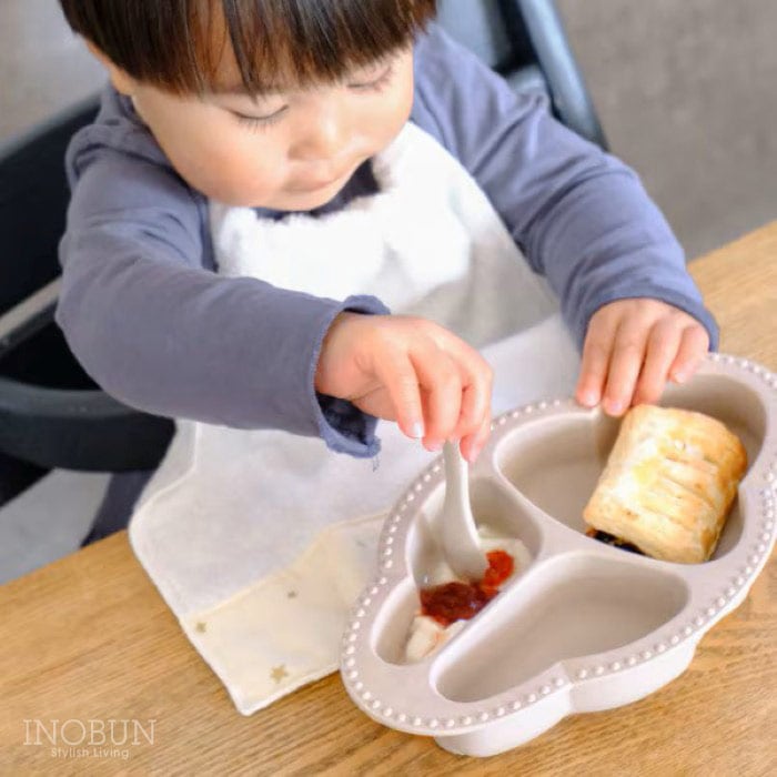 Lien de famille リヤンドファミーユ ベビー おりこうタオルエプロン オフホワイト スター 日本製 お食事エプロン