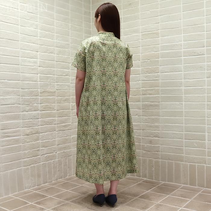みなとのてんらんかい　リバティワンピース　いちご泥棒　サイズ2 みなとのてんらんかい リバティワンピース いちご泥棒 サイズ2