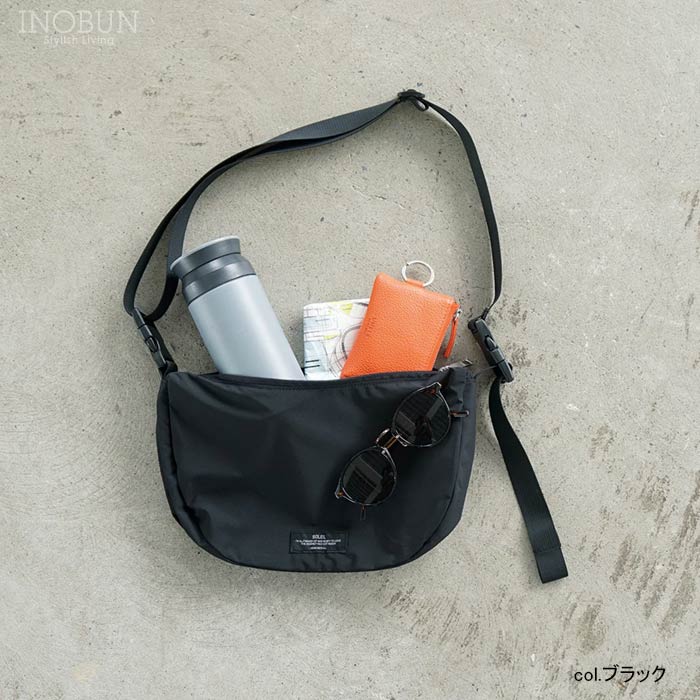 ウィークエンドショルダー ブラック SOLEIL ショルダーバッグ 撥水