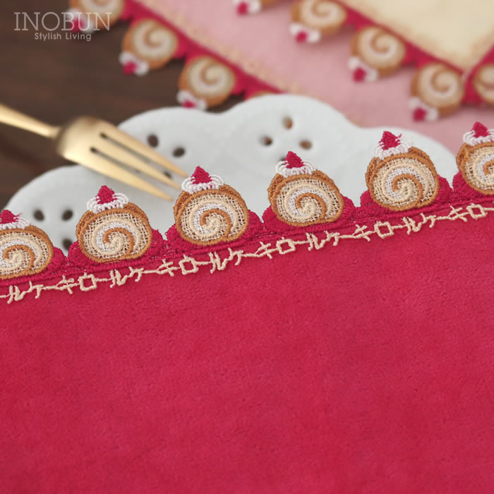 近沢レース店 ロールケーキ レッド シーズンタオルハンカチ