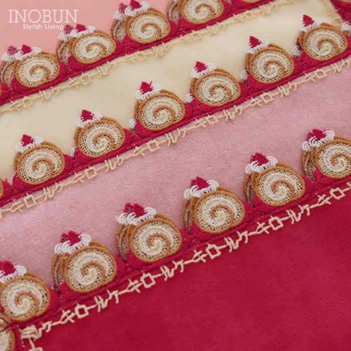 12月26日販売開始】近沢レース店 ロールケーキ レッド 12月 シーズン