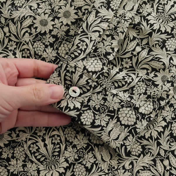 イノブン別注 J.Sloane リバティ クレリック衿ブラウス Mortimer/ZE